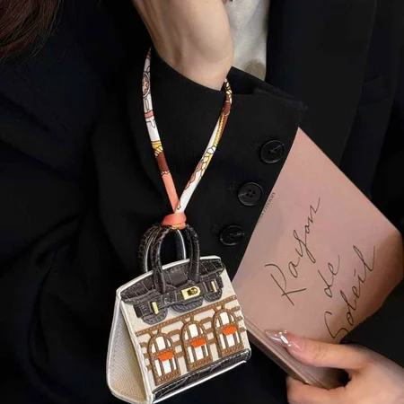 エルメス hermes アイフォン17 収納ケース 