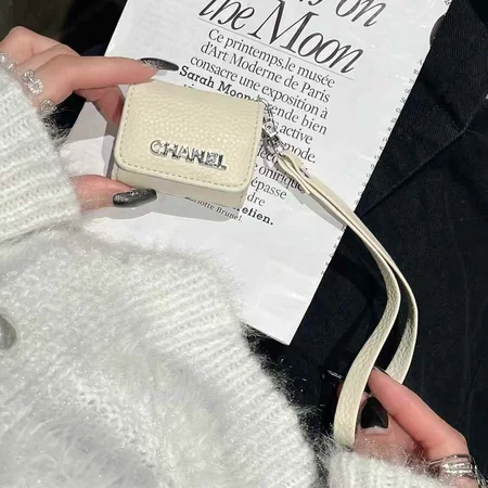 chanel アイフォン17プロ max カバー 