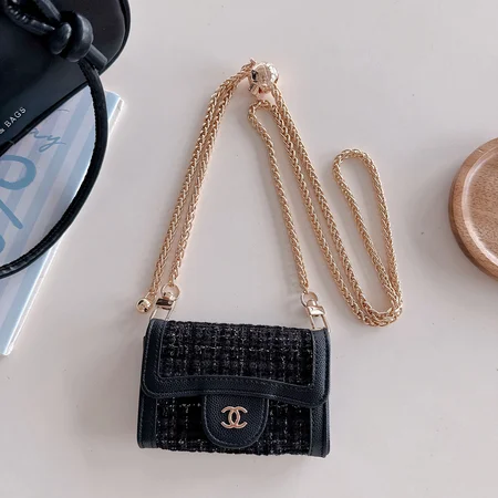 chanel カバー iphone17