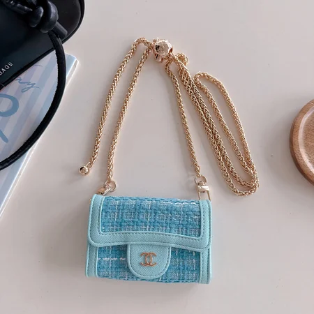 chanel カバー iphone17