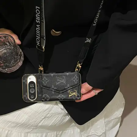 ハイブランド iphone17 カバー
