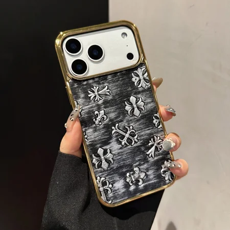 芸能人 chrome hearts ケース アイフォーン17プロ 