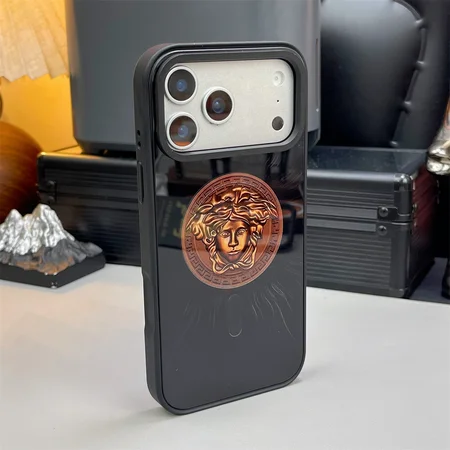 ブランド スマホケース アイフォーン16 Plus