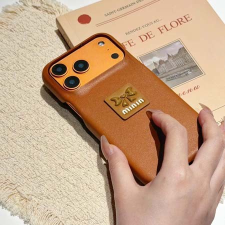 ハイブランド miumiu ミュウミュウ アイフォーン17 スマホケース 