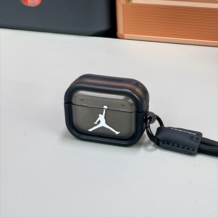 アイフォン17plus ナイキ nike ケース