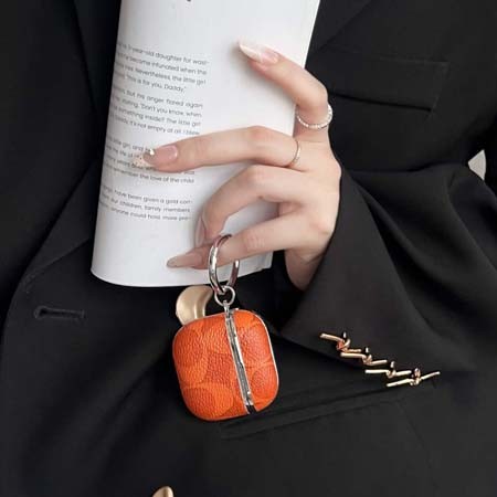 coach コーチ ケース アイフォーンiphone17プロ