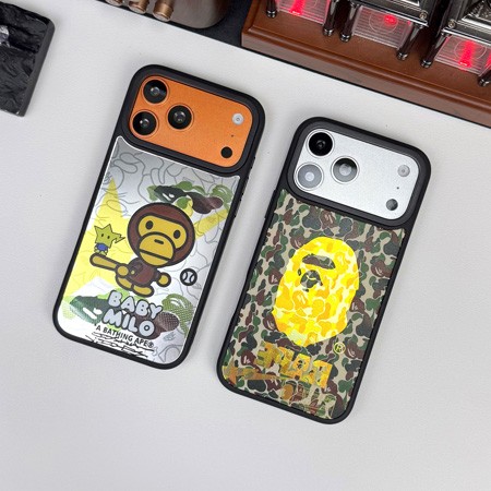 紫 bape ア・ベイシング・エイプ アイフォーン17プラス スマホケース 