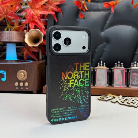 the north face風 アイフォンiphone18 ケース  蜂柄