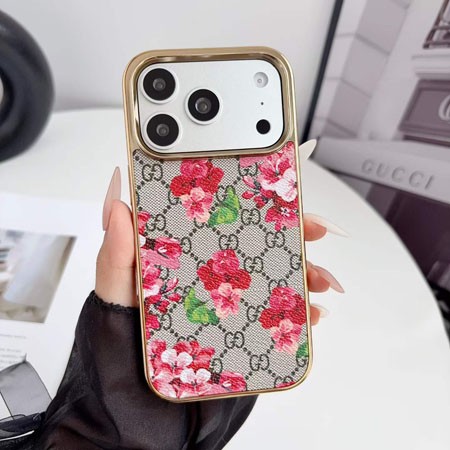 ワニ柄 ハイブランド ケース アイフォンiphone17pro burberry バーバリー 