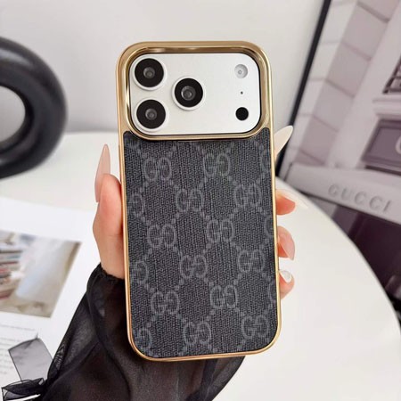 ワニ柄 ハイブランド ケース アイフォンiphone17pro burberry バーバリー 