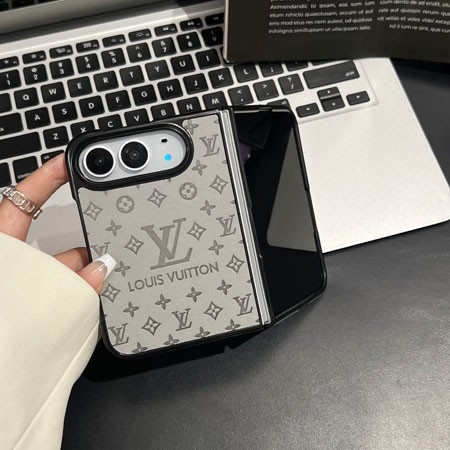 ハイブランド カバー アイフォーンiphone18promax ルイヴィトン 