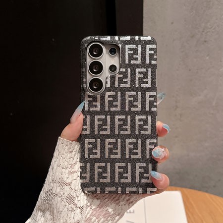 ハイブランド アイホン18plus 男性愛用