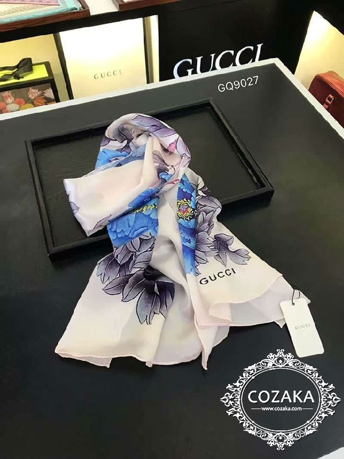 gucci ストール 花柄