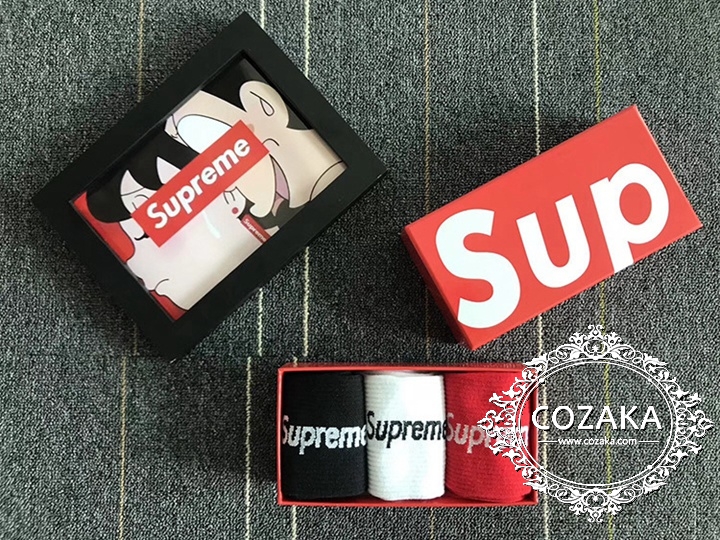シュプリーム ニット 靴下
