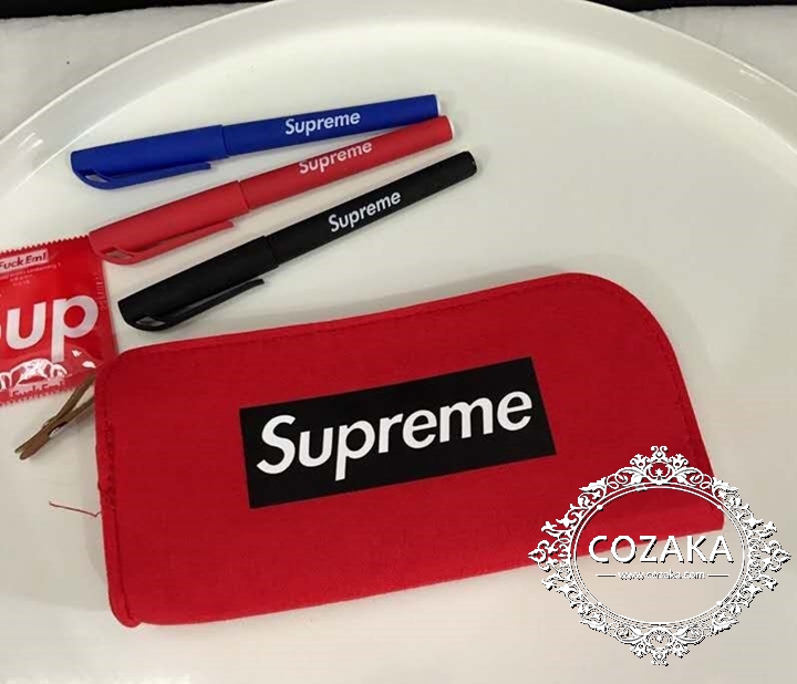 supreme ペンケース