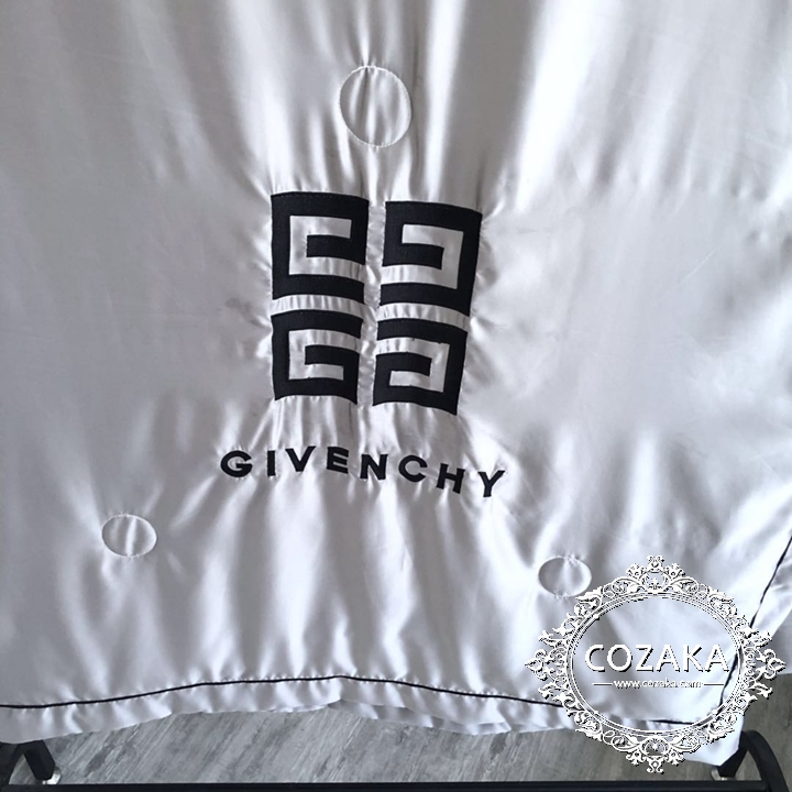 givenchy 掛け毛布 オシャレ