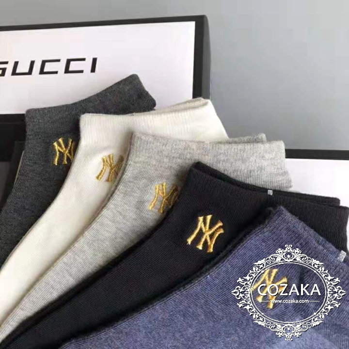 gucci メンズソックス オシャレ
