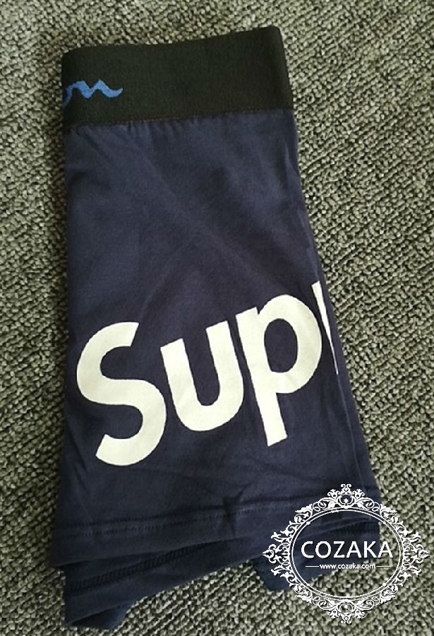 supreme ボクサーブリーフ プレゼント