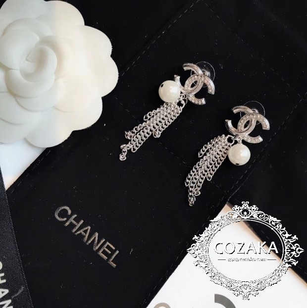 Chanel 真珠 ピアス