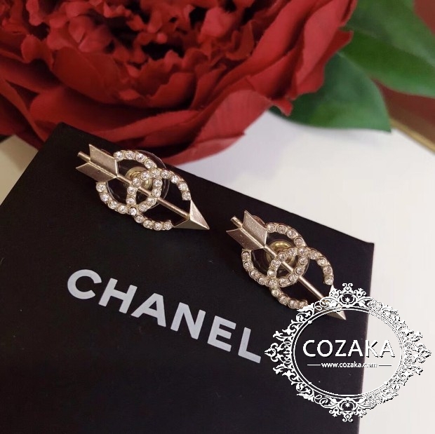 CHANEL ラインストーン CCマークピアス