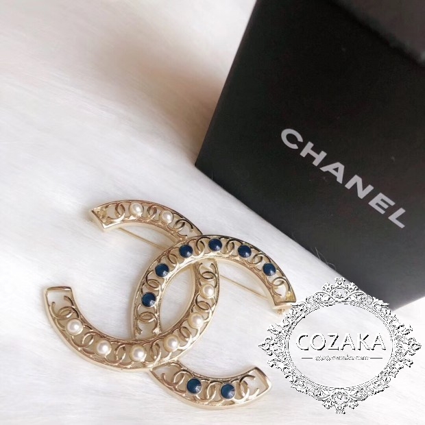 chanel ブローチ CC