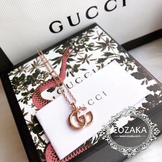 Gucci GGマークペンダントネックレス