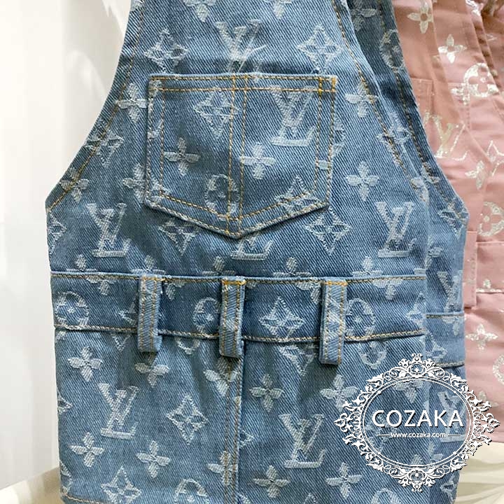 ペット服専門店