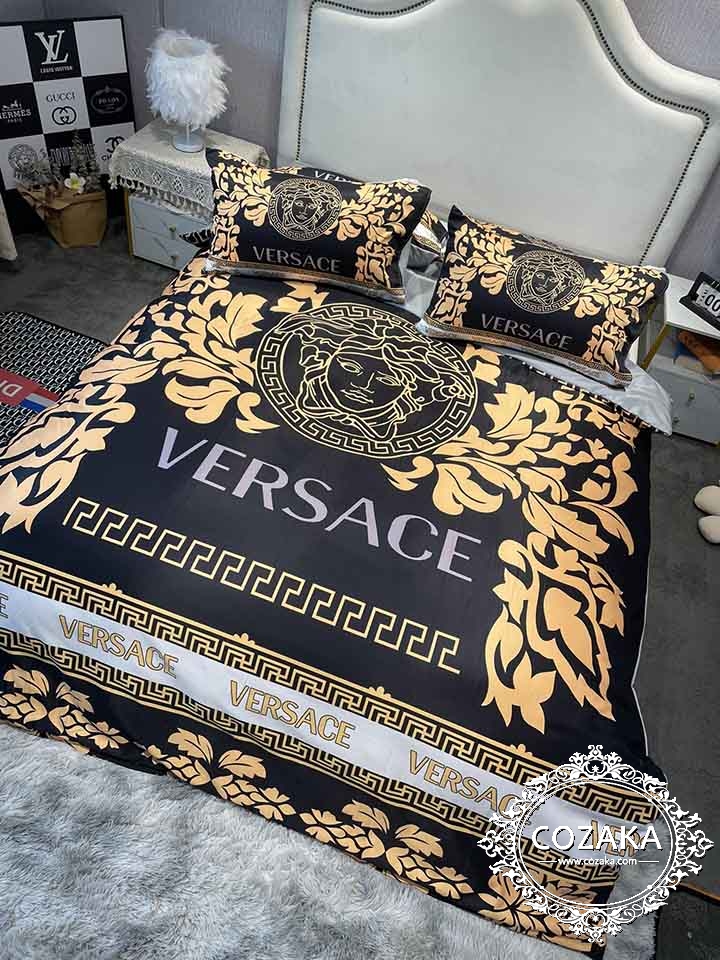 versace{앗