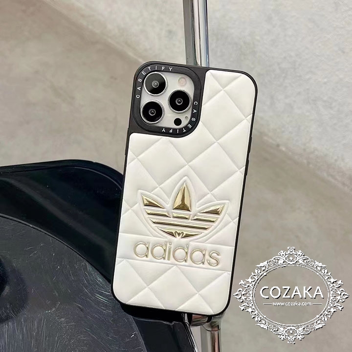 iPhone 13Promax Adidasカバー