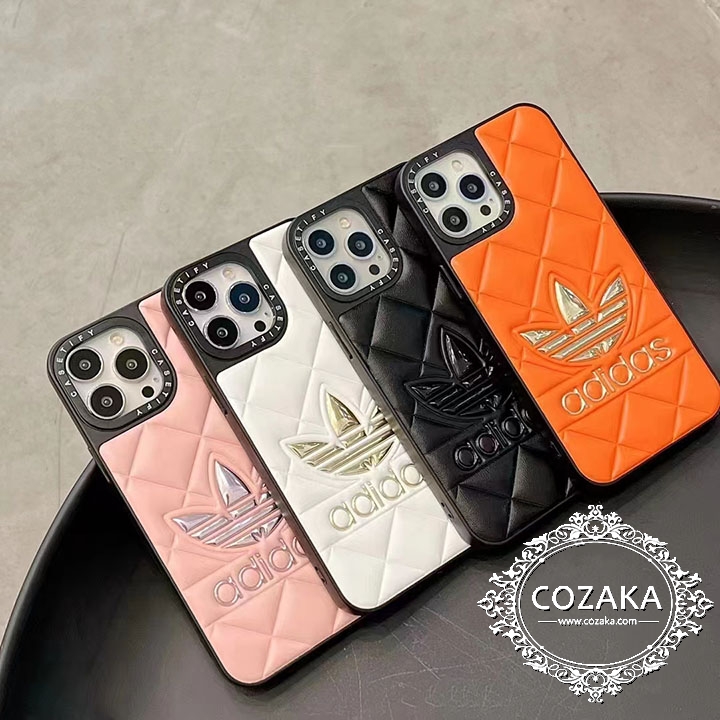 iPhone 13Promax Adidasカバー