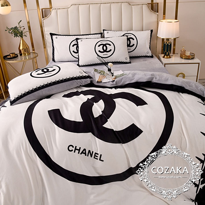  Chanel