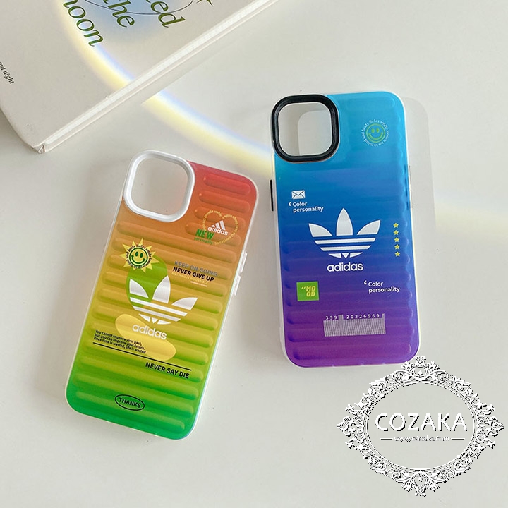 AdidasカバーシリコンiPhone 12 pro max/12pro