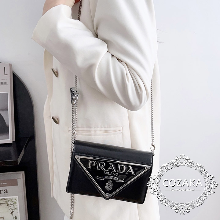 prada 携帯ケース肩掛けiphone14 pro