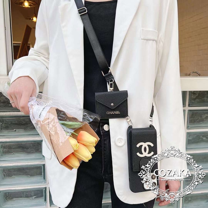 chanel iphone15ケース背面にカード入れ付き