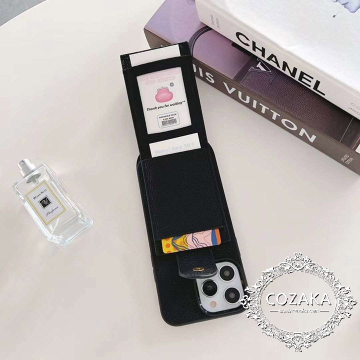 chanel 本革 iphone15 ケース