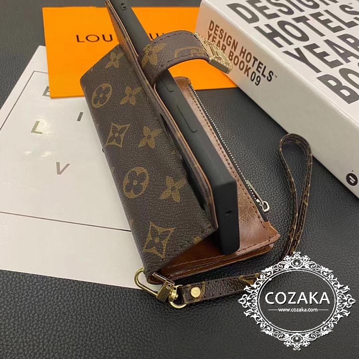 LOUIS VUITTON iphone15ケース手帳型