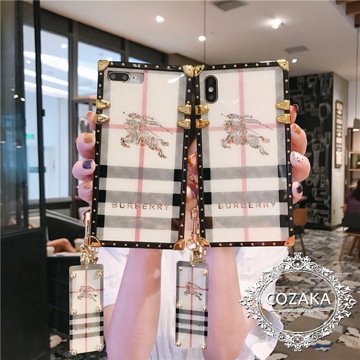 01.jpg ブランド柄 バーバリー スマホケース
