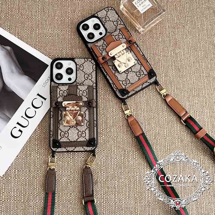 gucci iphone 15 proレザースマホケース