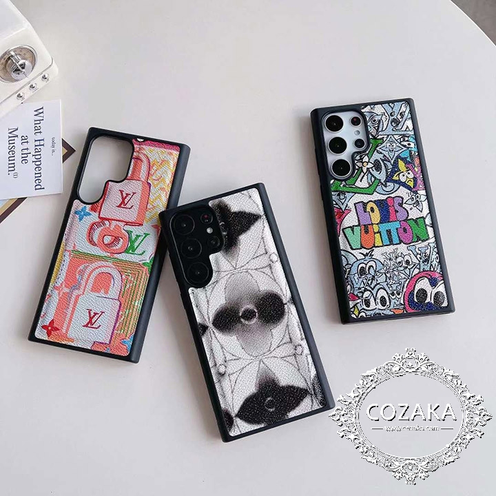 LV iphone15ケース革