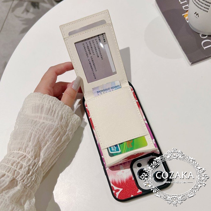 vuitton iphone15 proスマホケースチェーン付き