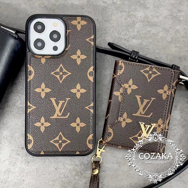グッチ 二つ折り財布 iphone15ケース