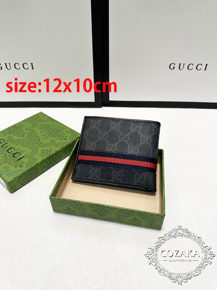 新品 グッチ 二つ折り財布