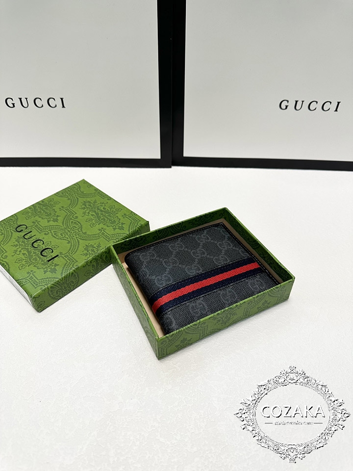 gucci 二つ折り財布 新品