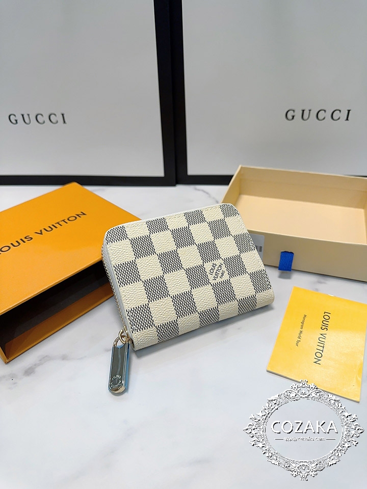 LV 財布 精巧でコンパクト