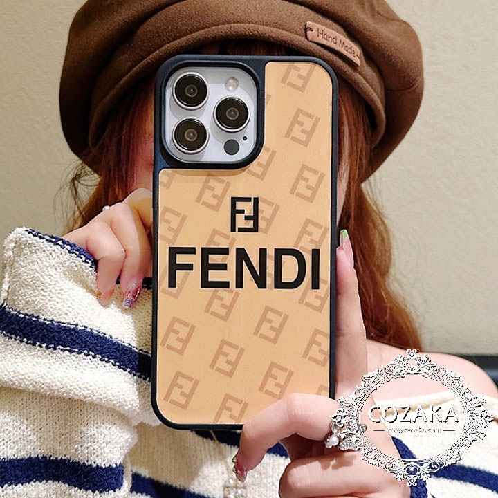 アイホン 14 フェンディ ケース