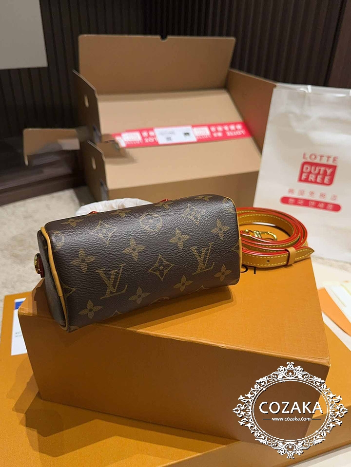 ハンドバッグ lv