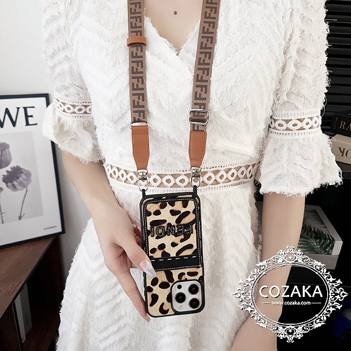 カード収納 fendi フェンディ ケース
