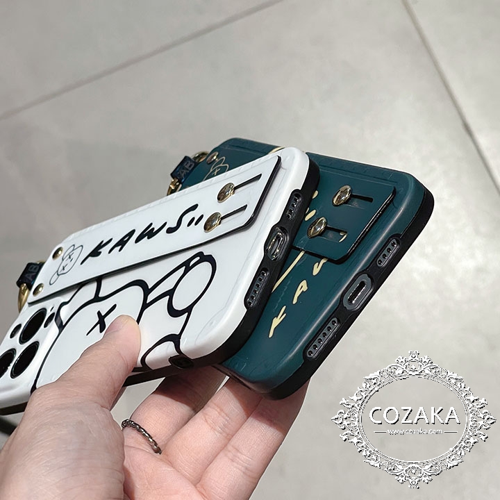 kaws カウズ 個性 アイフォーン 13 スマホケース