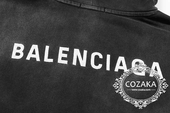 BALENCIAGA ロゴプリント ストリート 長袖