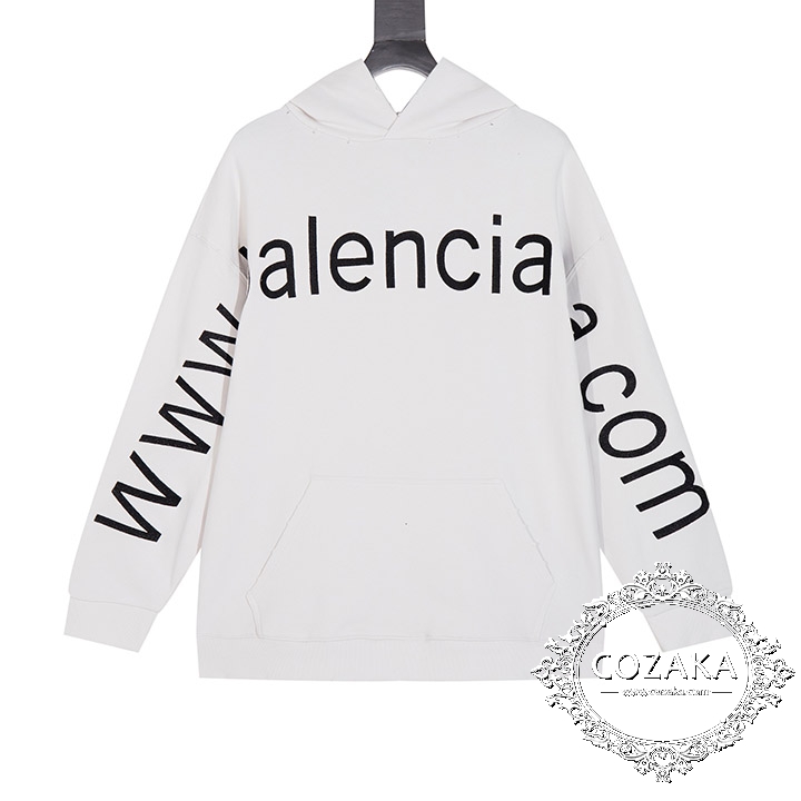  Balenciaga 刺繍入りフード付きパーカー